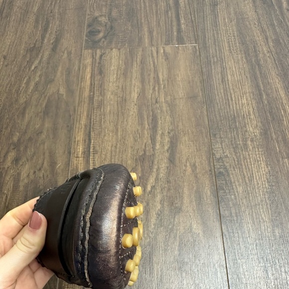 Gucci Monogram Loafers - Picture 8 of 11